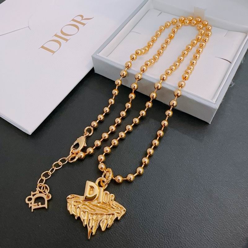 Dior Necklace 06lyr594